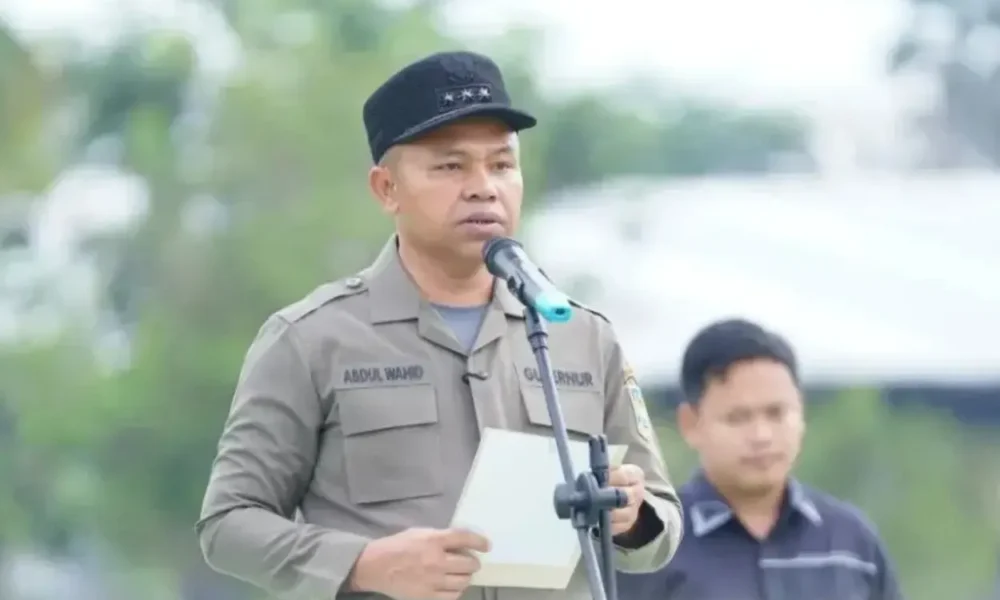 Baru 8 bulan menjabat, gubernur riau terjaring ott kpk