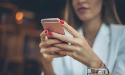 Berhenti stalking mantan! begini dampak nyatanya untuk kondisi mental