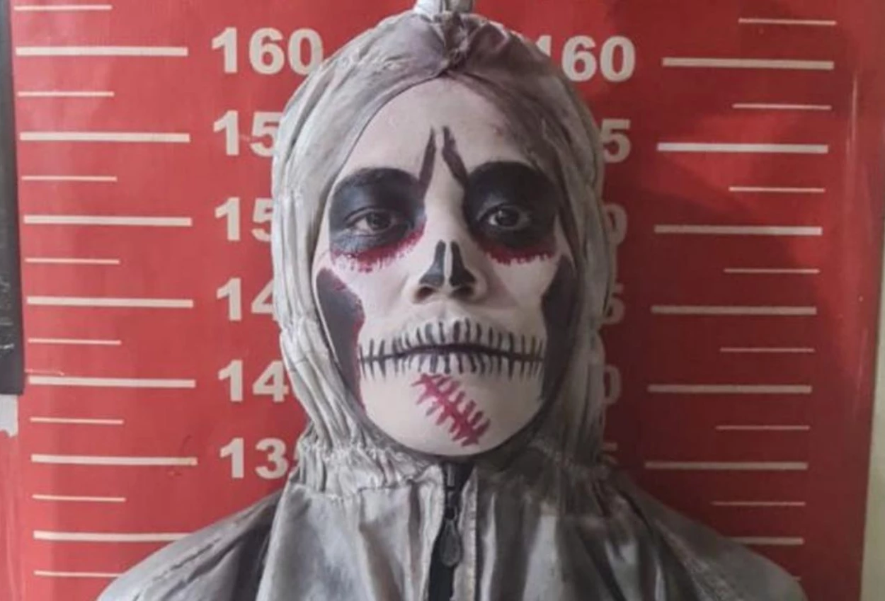 Buat emak emak pingsan, tiga pengamen berkostum pocong di koja diamankan polisi