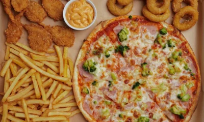Dampak kesehatan yang perlu kamu waspadai jika sering konsumsi makanan cepat saji
