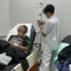 Diduga kena siram air keras, bapak dan anak pemotor di pamulang alami luka bakar
