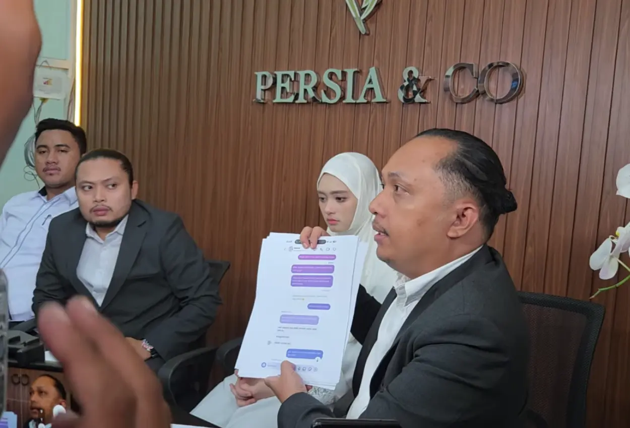 Inara rusli bongkar dm dari wardatina mawa yang pertanyakan status sang suami