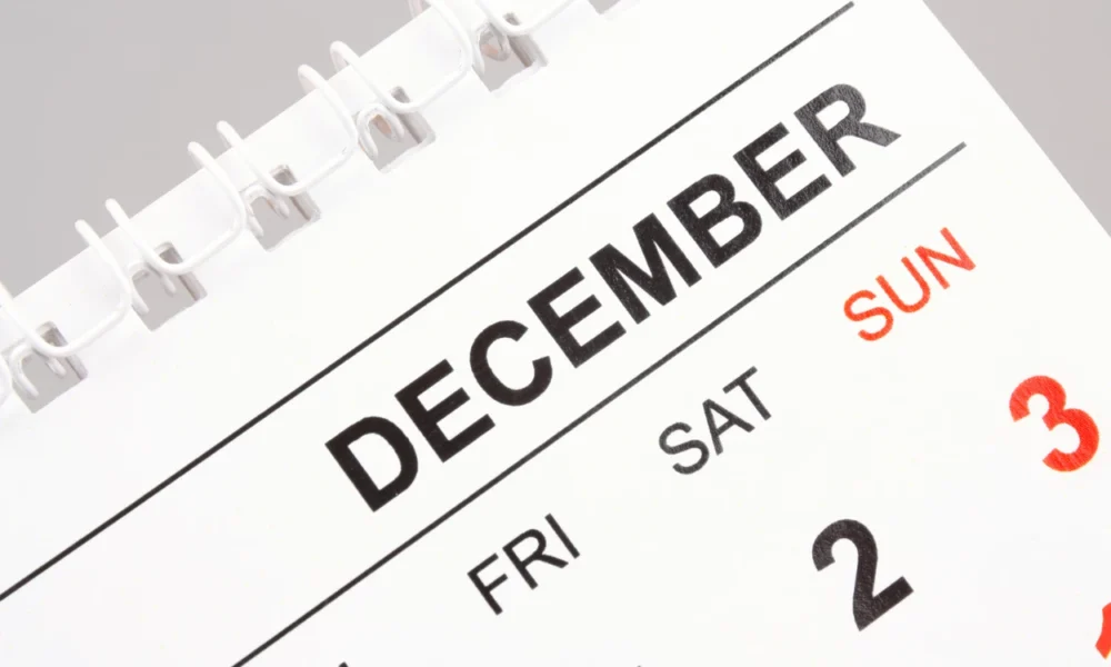 Jadwal libur nasional dan cuti bersama desember 2025, total ada 12 hari libur!