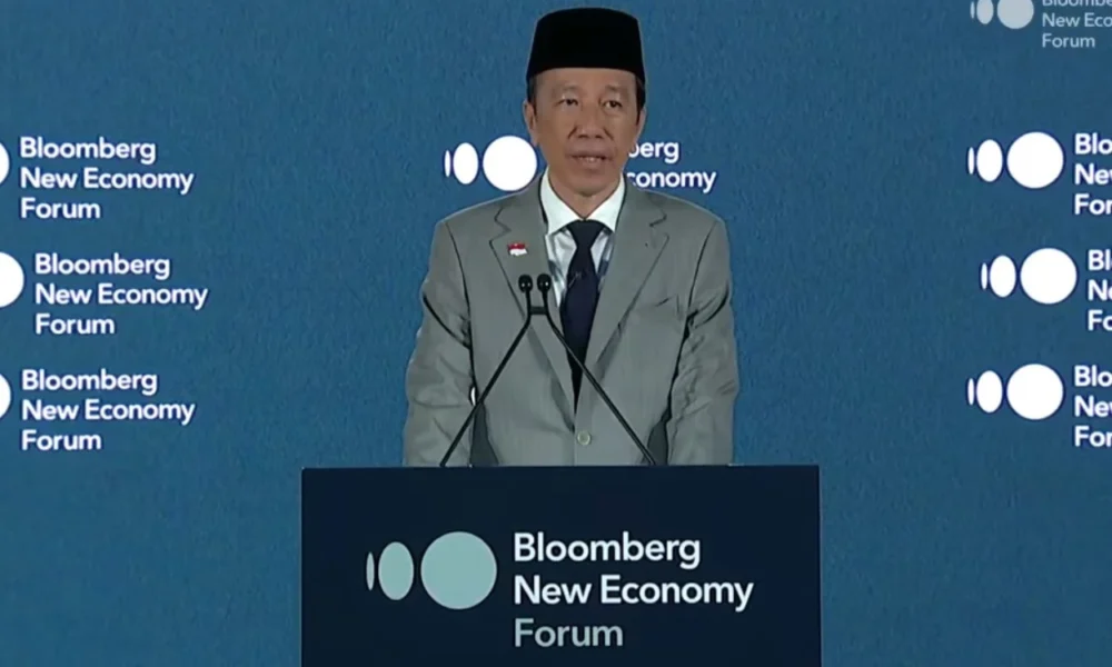 Jokowi pidato di bloomberg new economy forum, tegaskan kemajuan infrastruktur dan digitalisasi qris