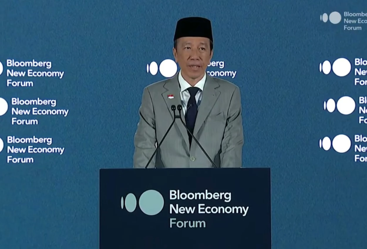 Jokowi pidato di bloomberg new economy forum, tegaskan kemajuan infrastruktur dan digitalisasi qris