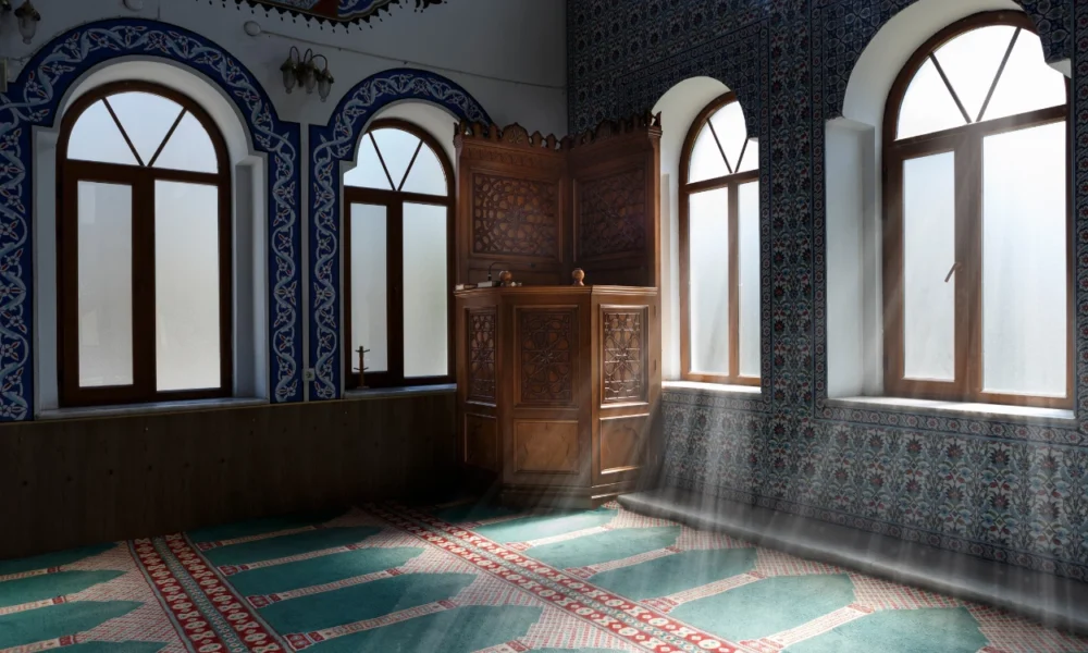 Khutbah jumat hari ini 14 november 2025, menghidupkan kembali semangat kepahlawanan dalam islam