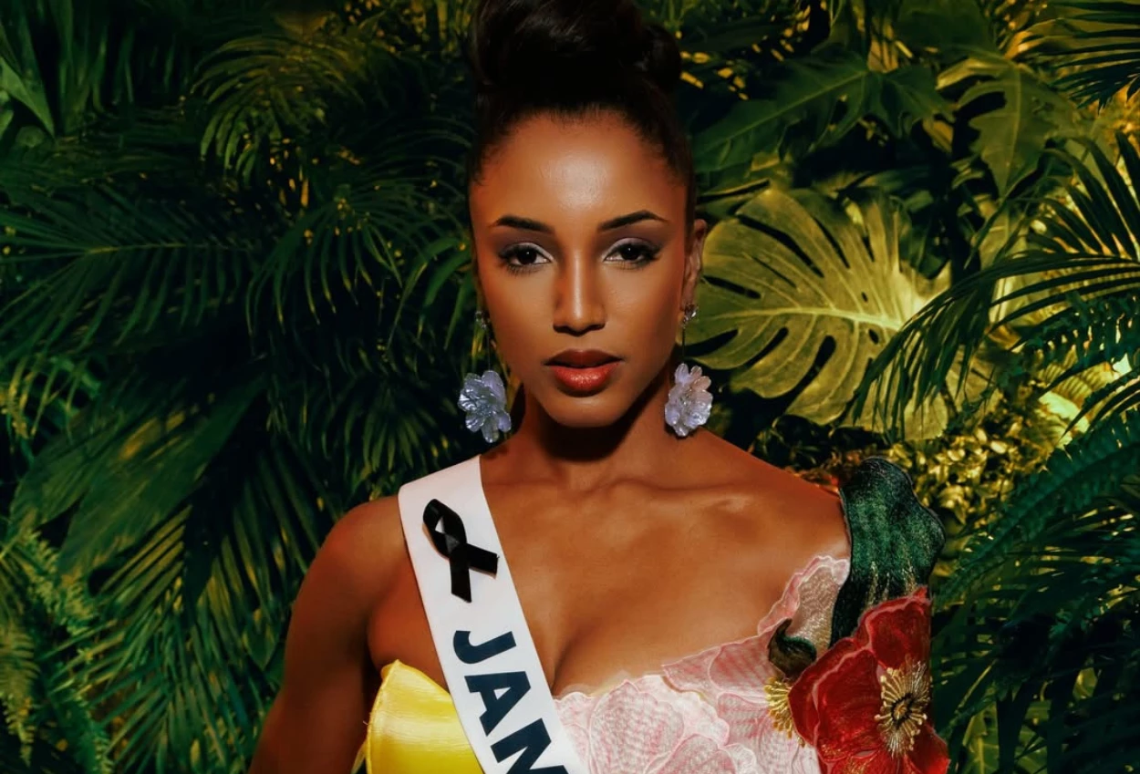 Kondisi miss jamaica usai jatuh dari panggung miss universe 2025 hingga dibopong tandu