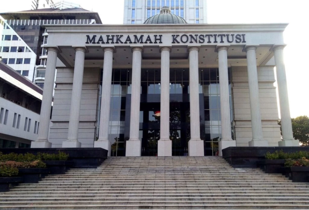 Mk tolak gugatan mahasiswa yang tuntut anggota dpr bisa dipecat oleh rakyat