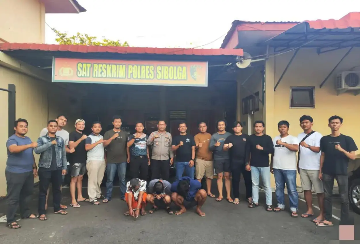 Mahasiswa dikeroyok hingga tewas usai numpang tidur di masjid, tiga pelaku diringkus polisi