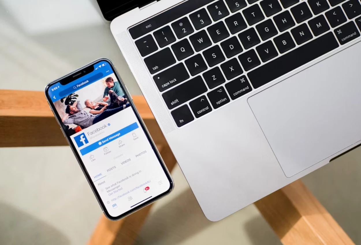 Meta hapus tombol like dan comment eksternal facebook mulai februari 2026