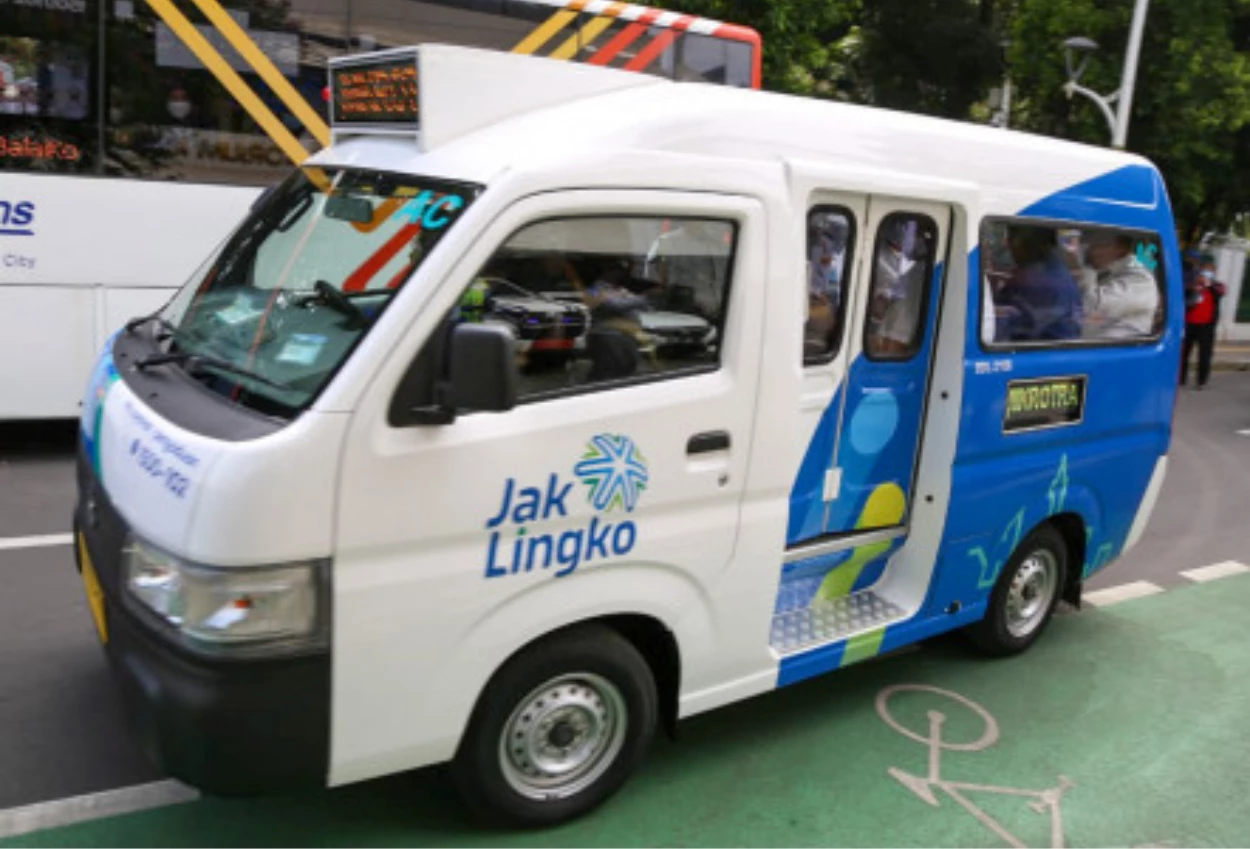Pemprov jakarta bakal ganti 100 angkot tua dengan mobil listrik mulai desember