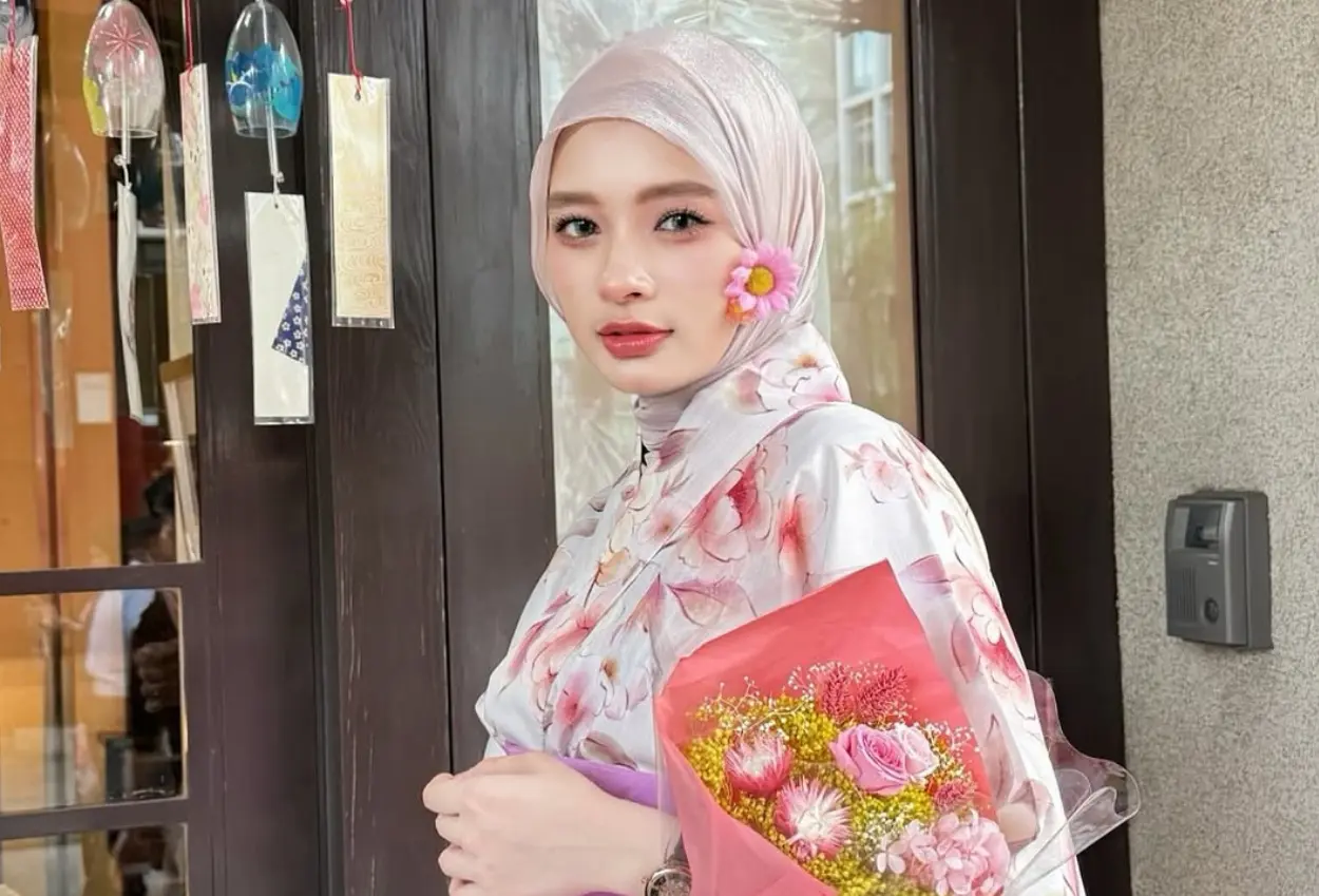 Profil inara rusli, mantan istri virgoun yang kini diduga jadi orang ketiga