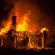 Puluhan rumah di palmerah terbakar akibat kabel sutet putus, 350 warga diungsikan