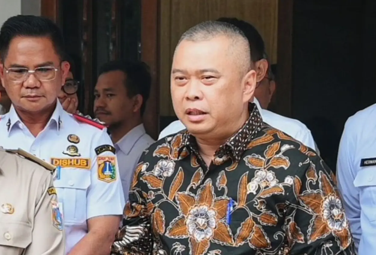 Respons menhub soal fenomena penumpang krl yang nginap di stasiun cikarang