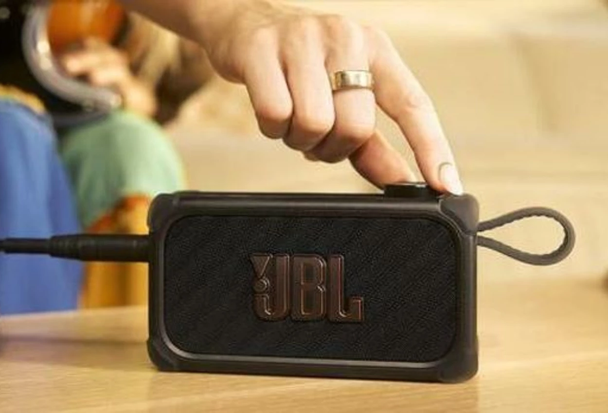 Siap meluncur! jbl hadirkan bandbox, ampli dan speaker berbasis ai di indonesia