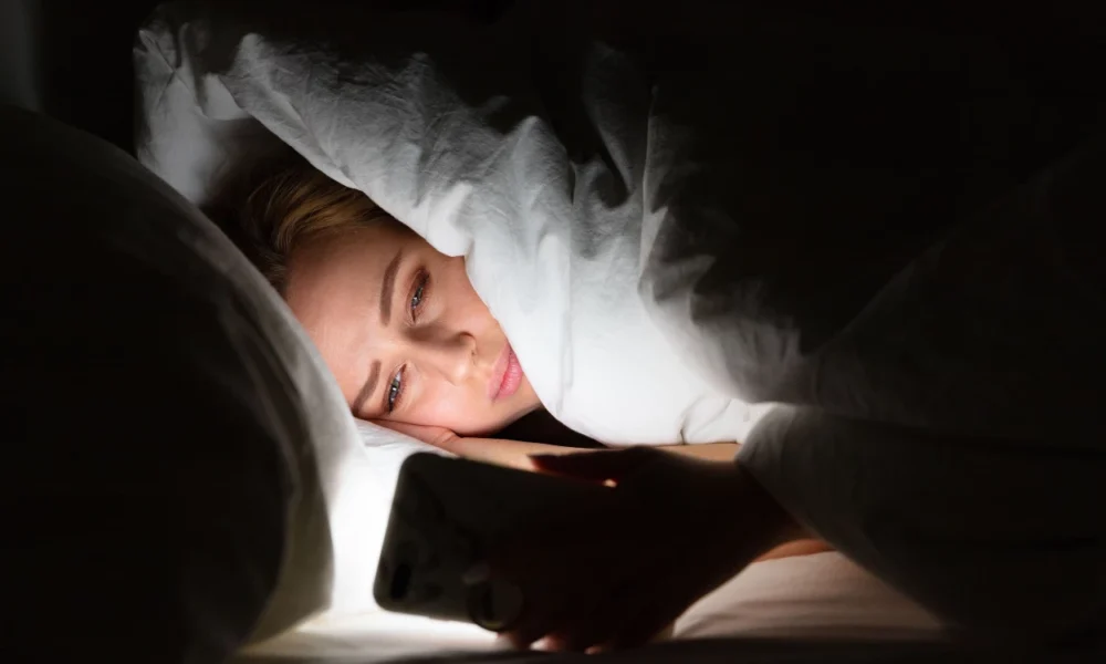 Sleep call makin tren di kalangan pasangan ldr, apa benar bisa bikin hubungan langgeng