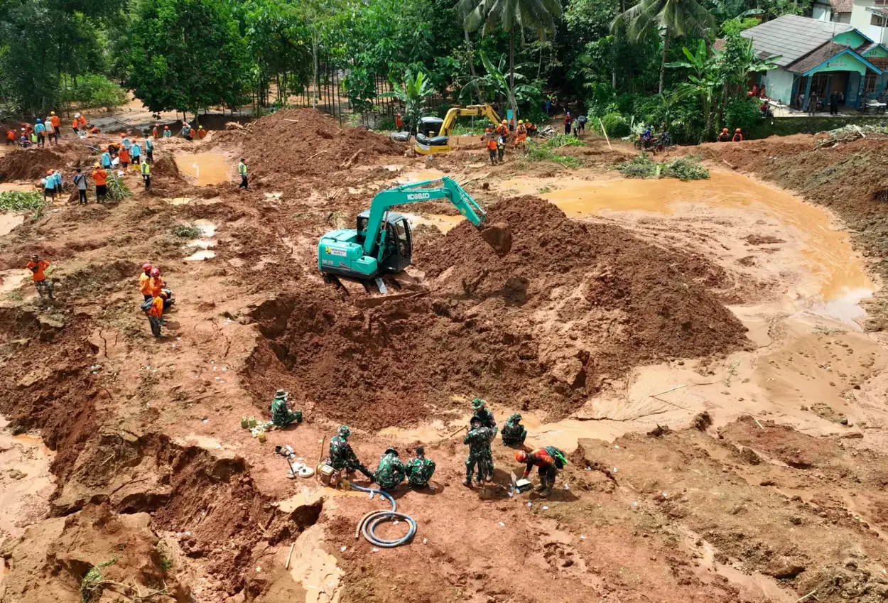 Update korban longsor cilacap, 18 korban ditemukan dan 5 lainnya masih hilang