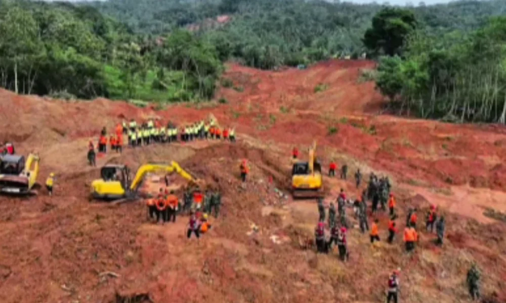 Update terkini korban longsor cilacap, 13 orang tewas dan 10 lainnya belum ditemukan