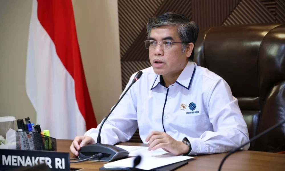 Usai uji coba seminggu, kanal 'lapor menaker' penuh aduan soal gaji