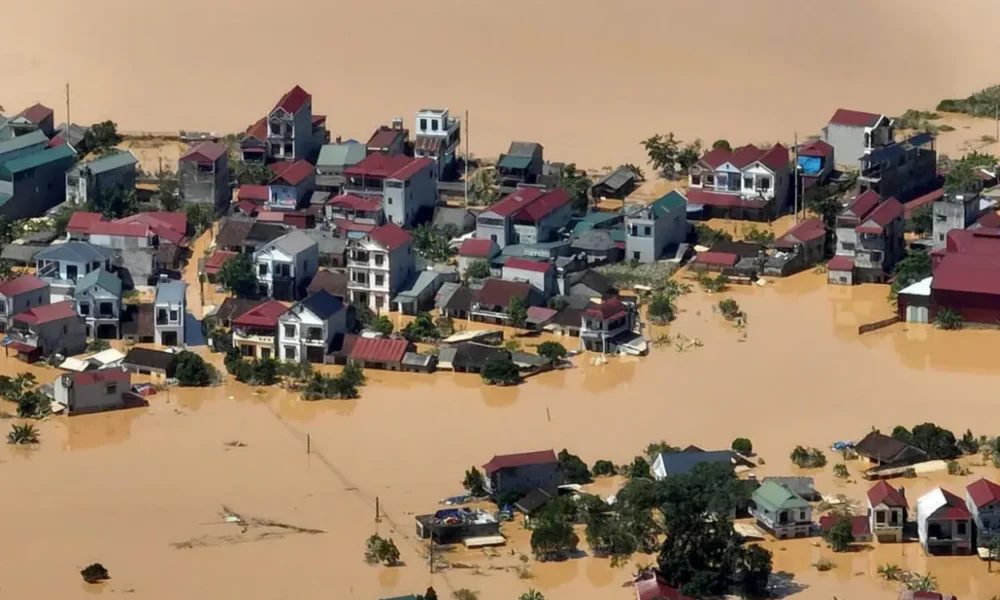 Vietnam dilanda banjir besar! 35 warga dilaporkan tewas