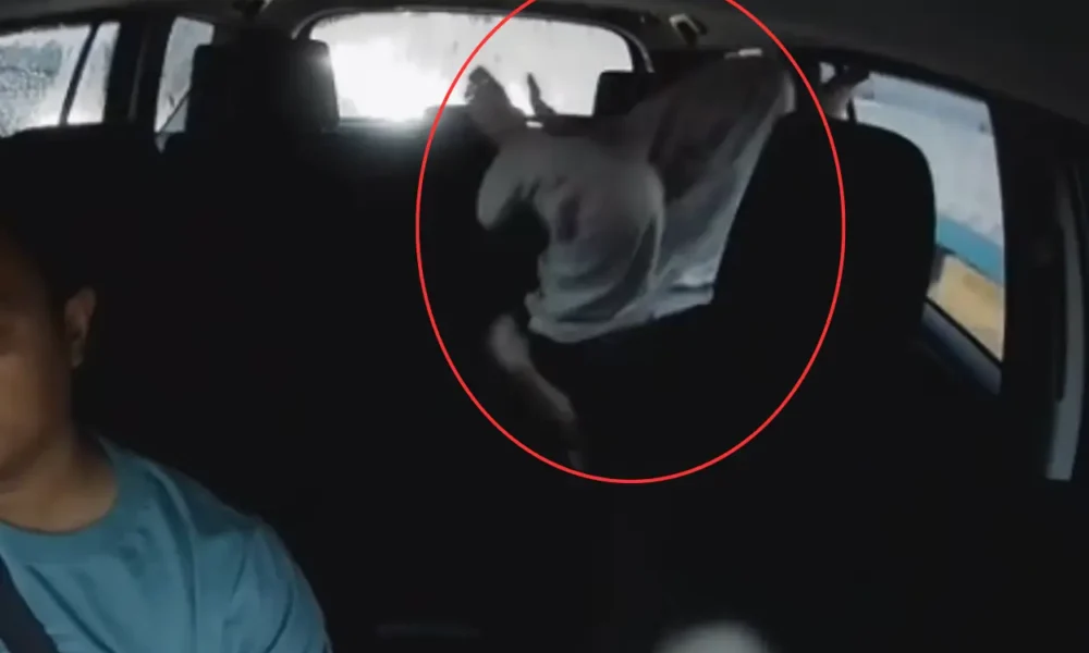 Waduh! wna asal korea tantrum di mobil saat terjebak macet 2 jam di jakarta