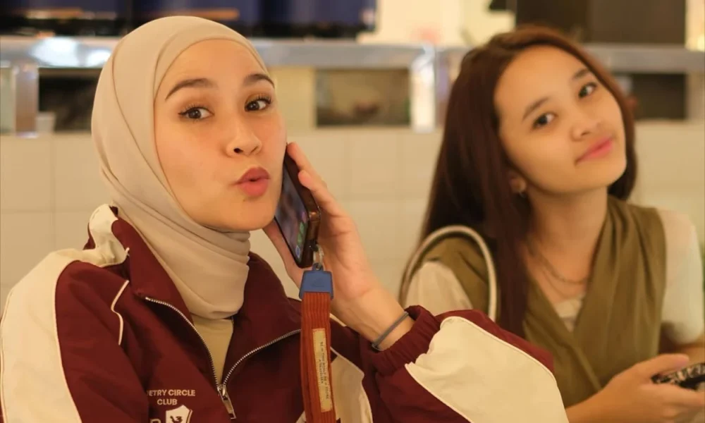 Zaskia adya mecca kena tegur guru karena anaknya dinilai pakai rok terlalu pendek
