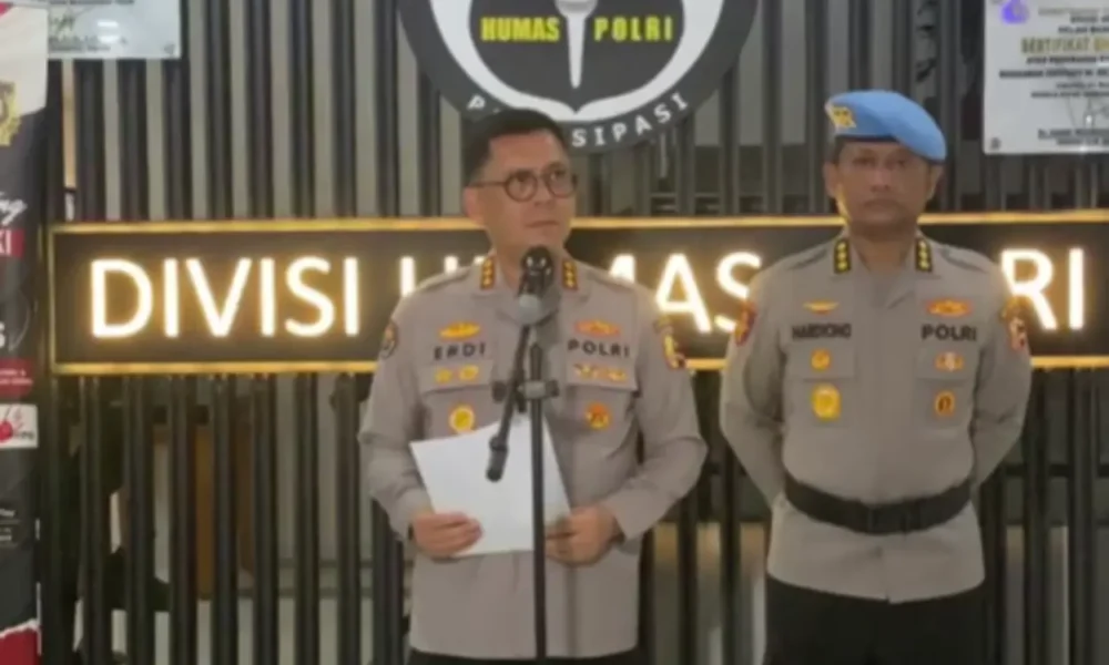 2 anggota polisi dipecat dan 4 didemosi 5 tahun imbas keroyok matel di kalibata