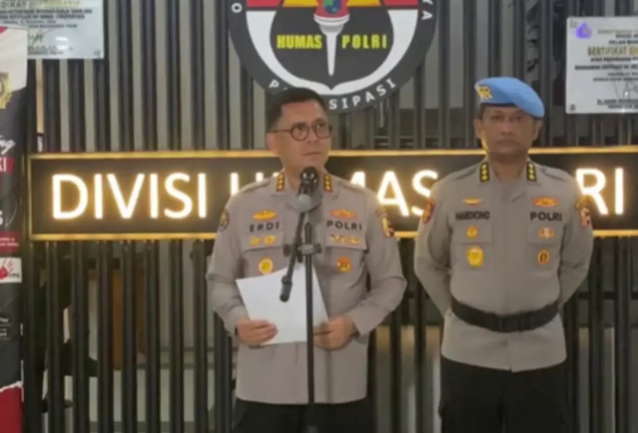 2 anggota polisi dipecat dan 4 didemosi 5 tahun imbas keroyok matel di kalibata