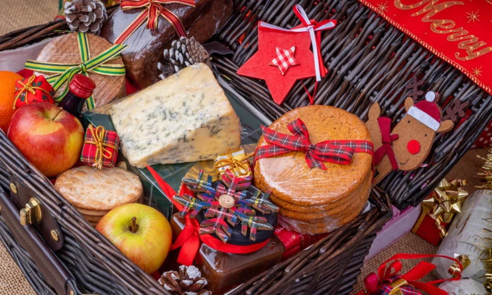 20+ ide hampers natal unik hingga berkesan, cocok buat orang orang spesial!