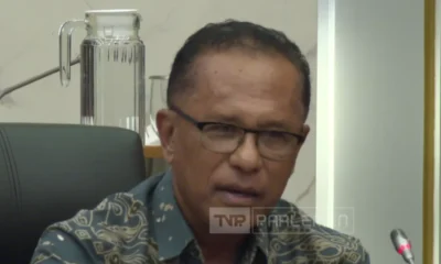 Anggota dpr minta menhut raja juli mundur kalau pak menteri nggak mampu, mundur aja