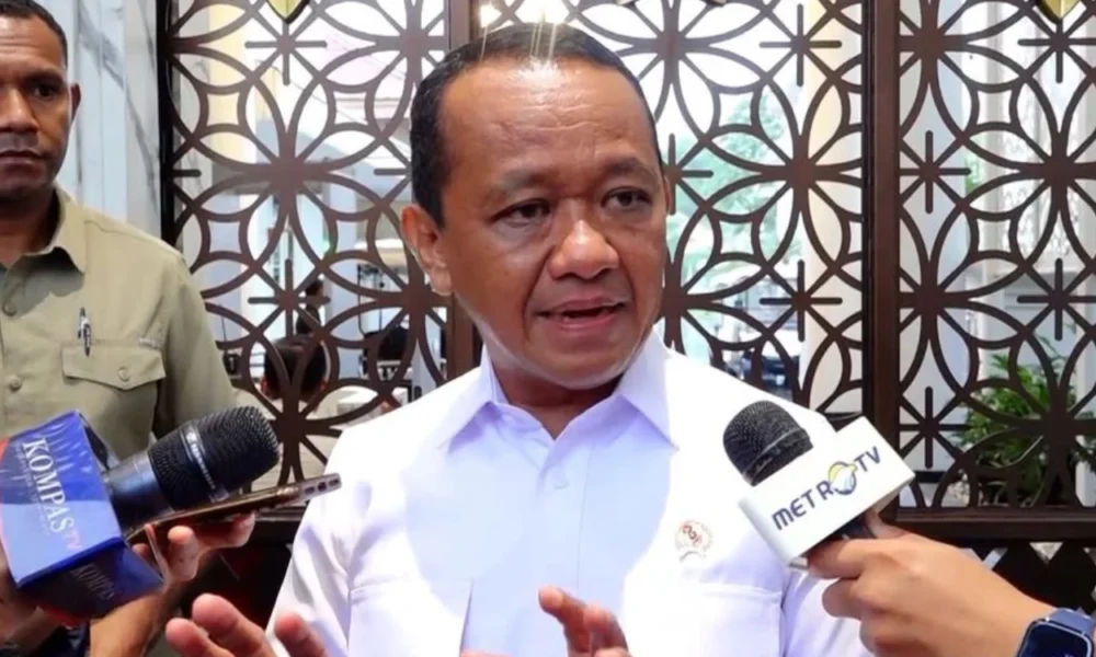 Bahlil banjir sumbar bukan karena tambang, aceh sumut masih dicek