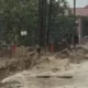 Banjir bandang kembali terjang agam sumbar! bawa material lumpur, batu, dan kayu