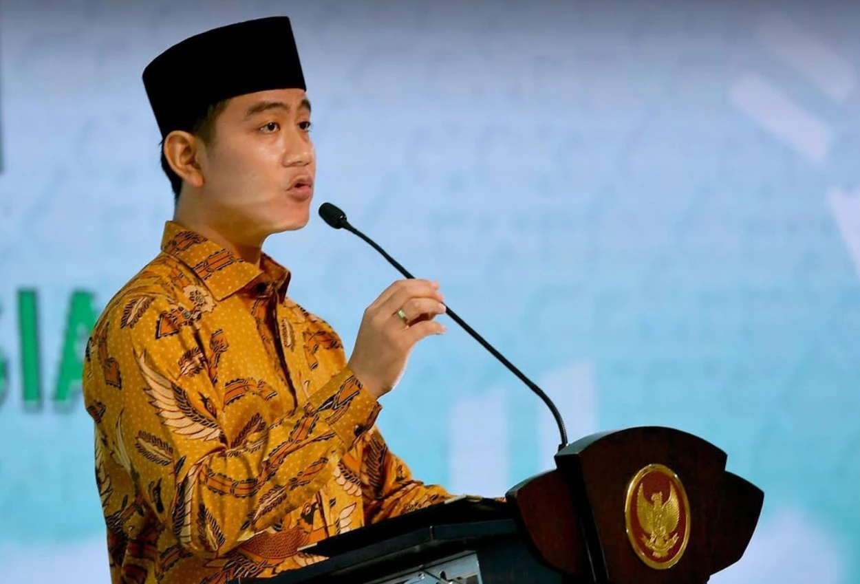 Bela ferry irwandi dkk galang dana, gibran rakabuming gerakan warga bantu warga jadi kekuatan bangsa kita