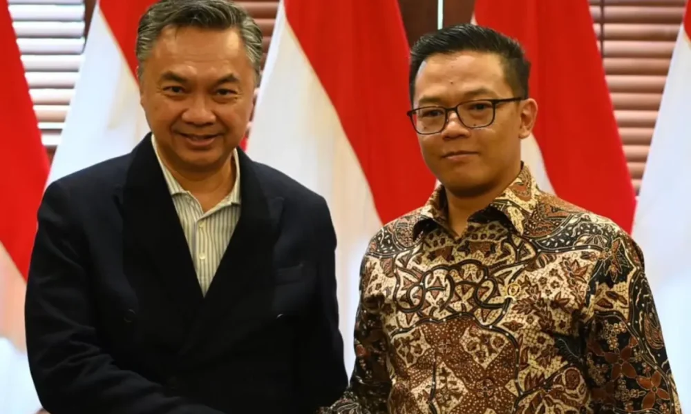 Dino patti djalal kritik kinerja menteri sugiono