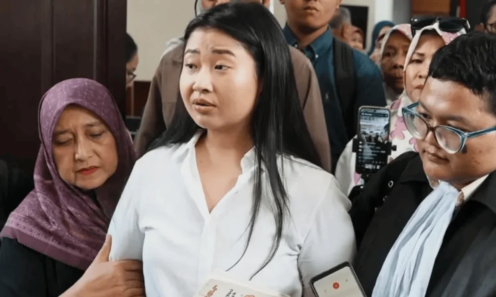 Dituntut 1 tahun penjara, laras faizati saya tidak membunuh, saya tidak melakukan kejahatan