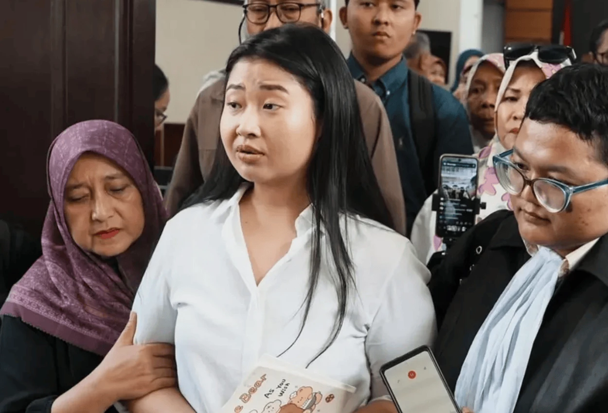 Dituntut 1 tahun penjara, laras faizati saya tidak membunuh, saya tidak melakukan kejahatan