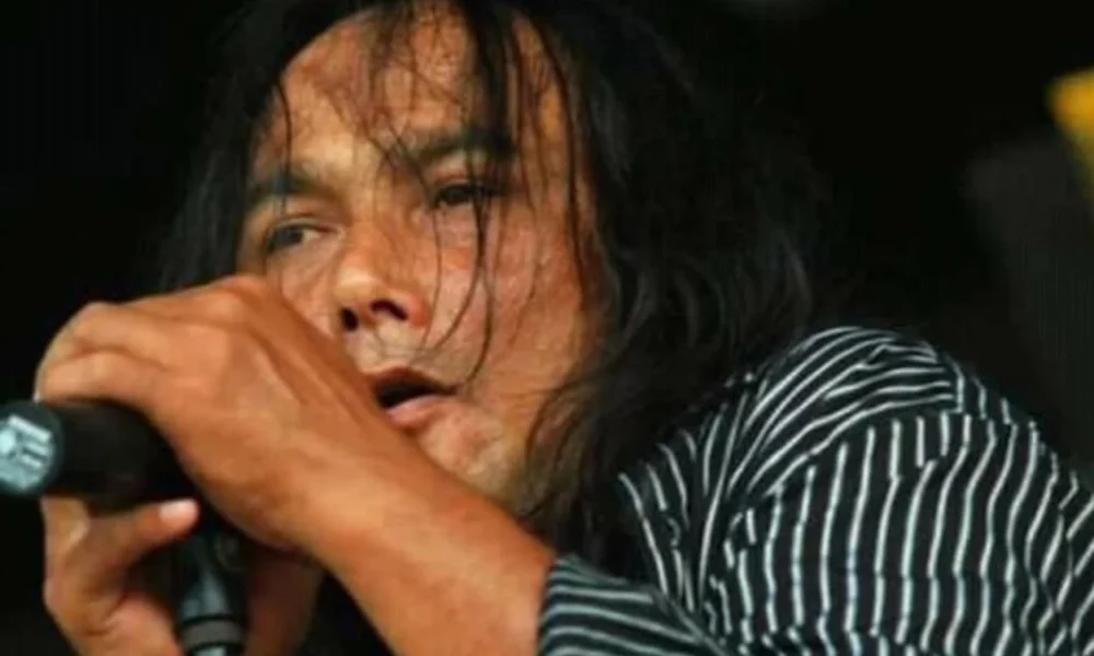 Ecky lamoh meninggal dunia, manajer band edane ungkap penyebabnya