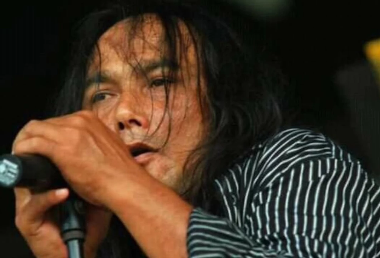 Ecky lamoh meninggal dunia, manajer band edane ungkap penyebabnya