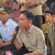 Gibran rakabuming temui korban bencana sumatra