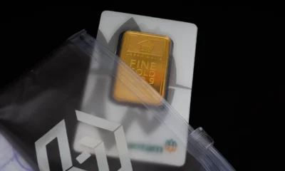 Harga emas hari ini 3 desember 2025 turun rp13.000 per gram!
