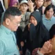 Ibu pelaku penjarahan rumah uya kuya menangis minta anak dibebaskan