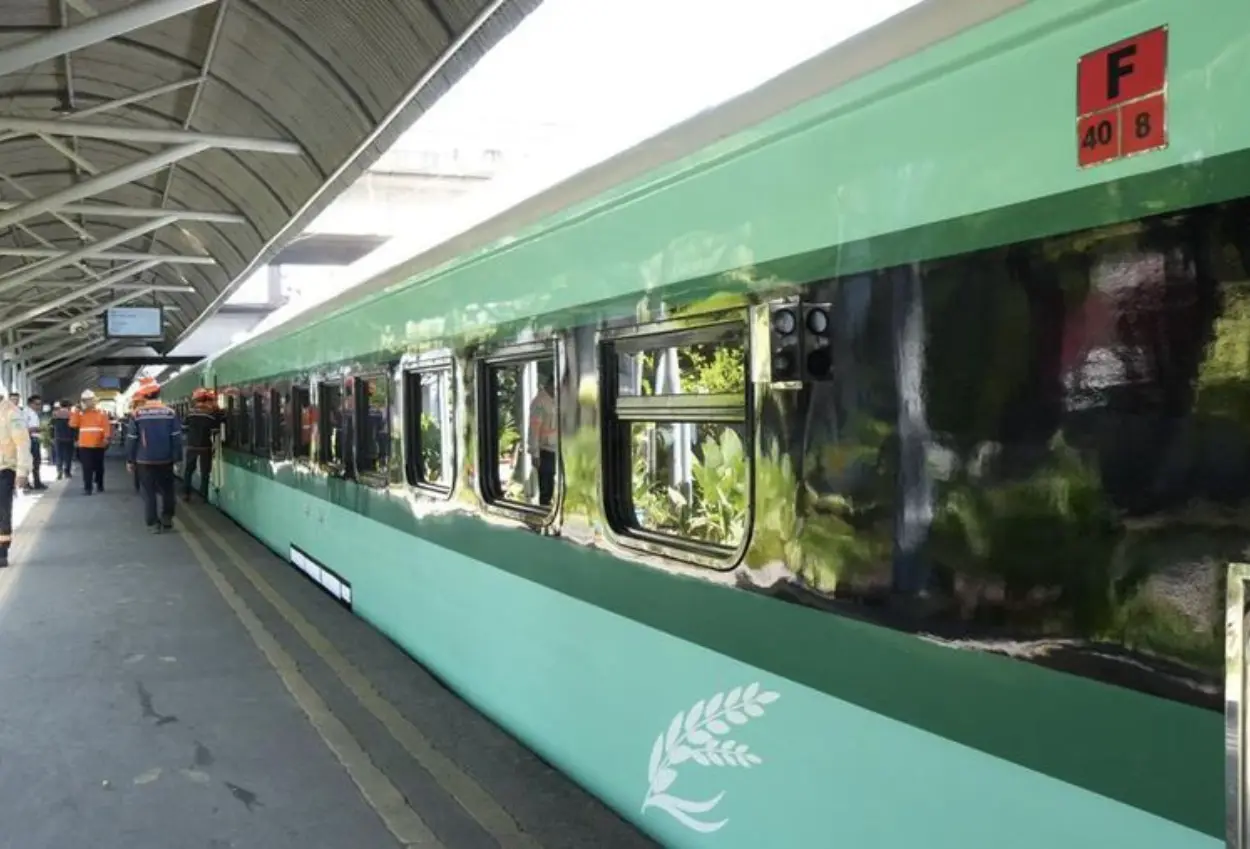 Kereta petani pedagang resmi beroperasi 1 desember 2025