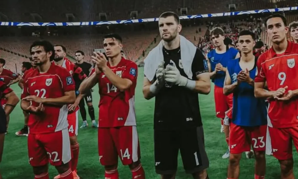 Maarten paes dan joey pelupessy dikabarkan gabung persib mulai januari 2026