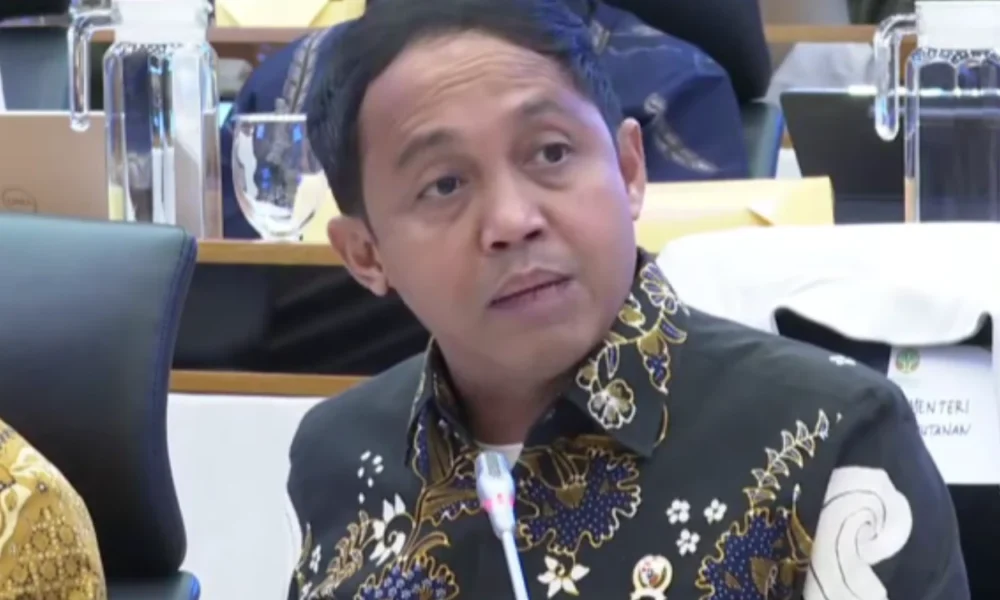 Menhut raja juli siapkan pencabutan izin pbph 20 perusahaan, tunggu persetujuan prabowo