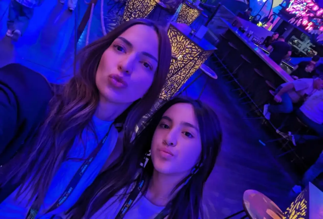 Nia ramadhani ajarkan mikhayla sikapi haters