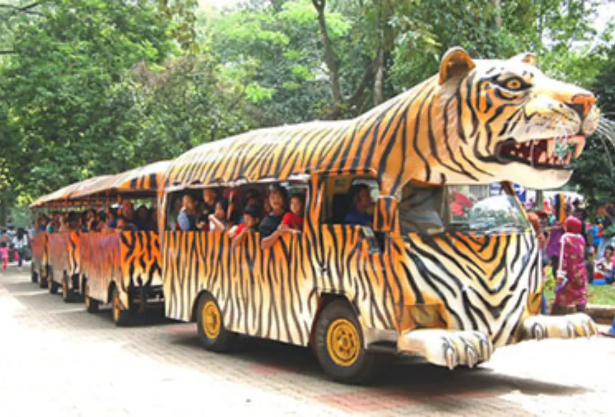 Pengunjung ragunan tembus 50 ribu orang