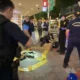 Pria ngamuk serang warga dengan pisau dan bom asap di taipei