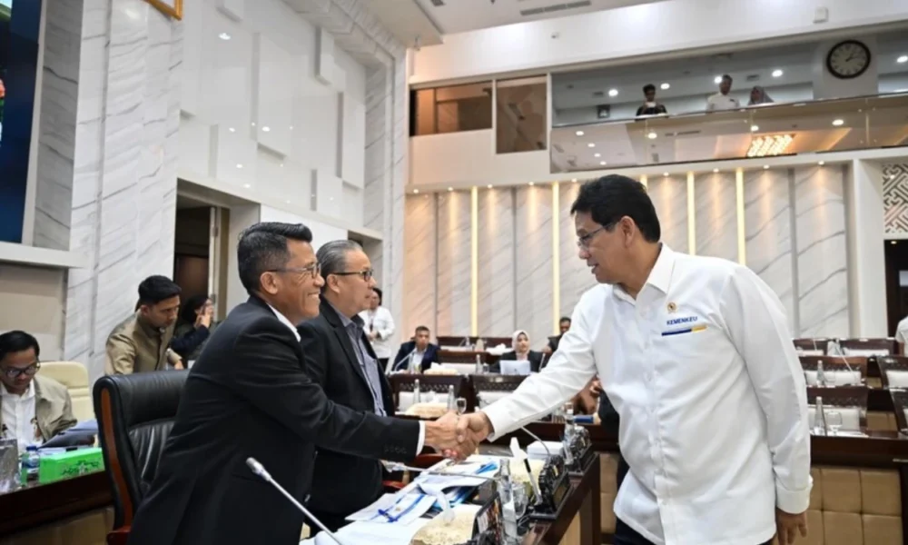 Purbaya dan dpr suntik modal rp14,4 t untuk 4 bumn dan bank tanah