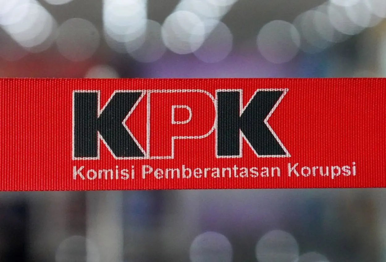 Rumah dinas plt gubernur riau digeledah kpk