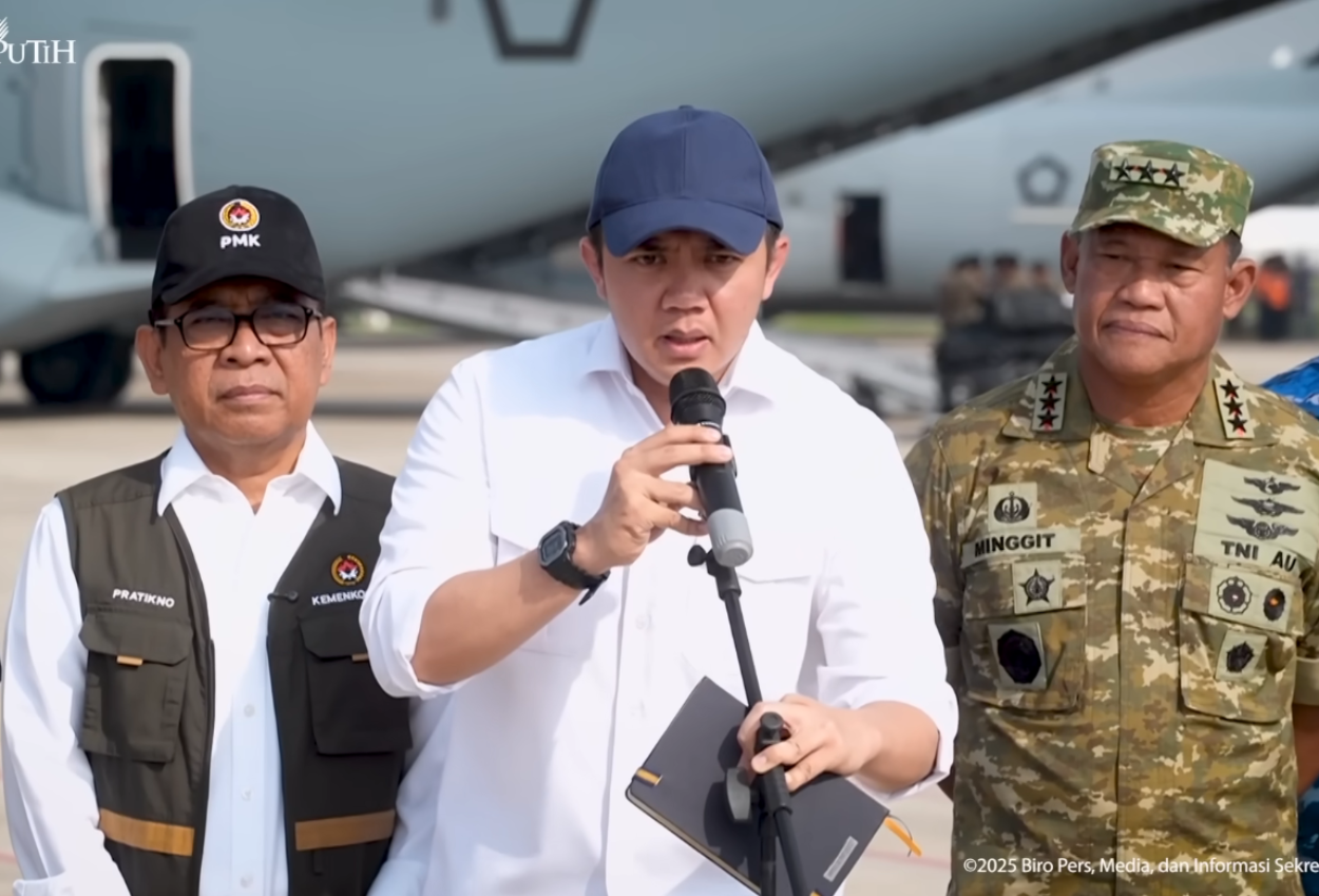 Seskab teddy bongkar penyebab banjir longsor sumatra